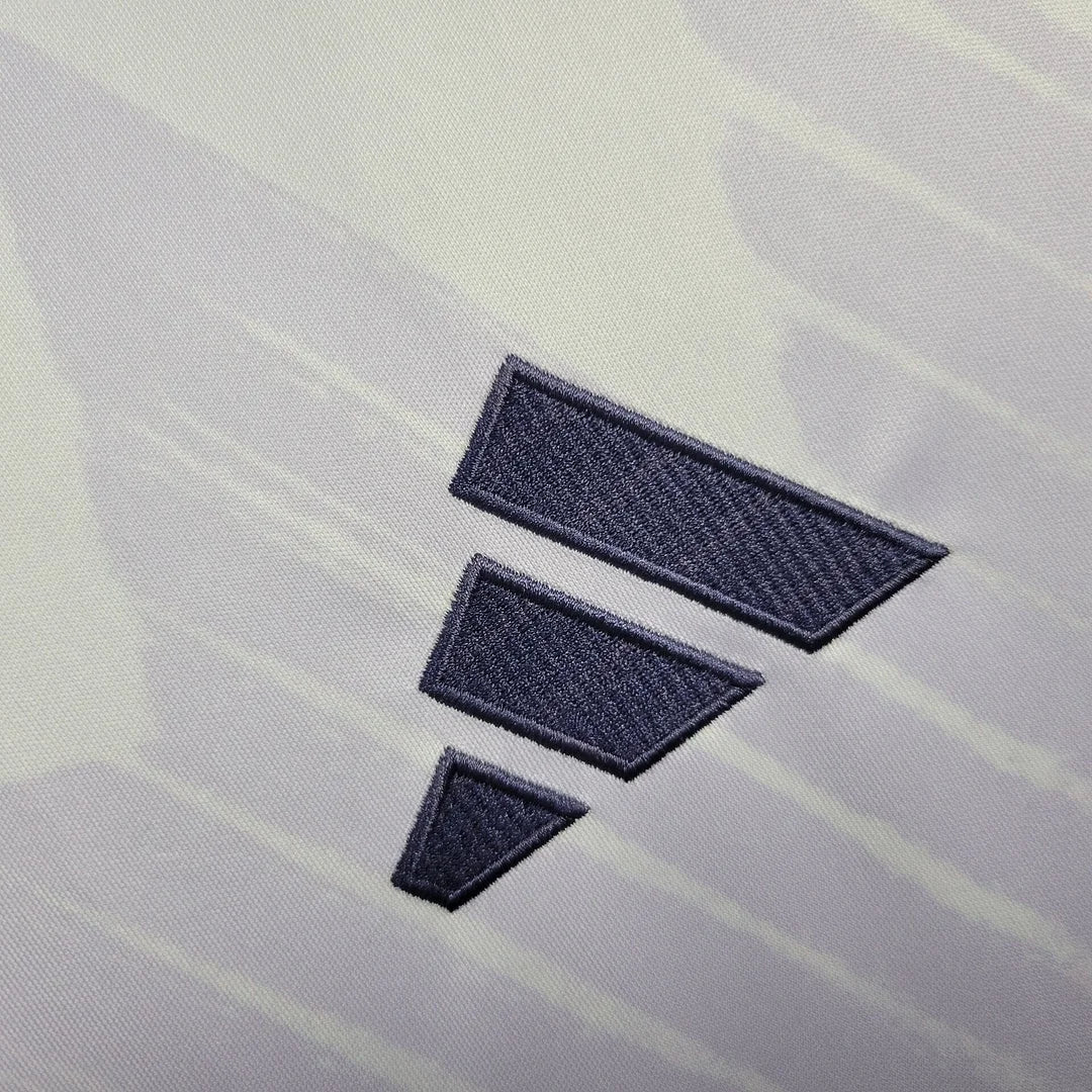 Man United 2025 Away Shirt