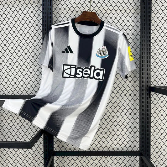 Newcastle 25/26 Home Kit