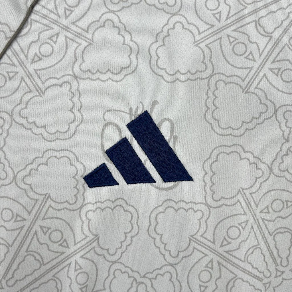 Nottingham 2025 Away Shirt