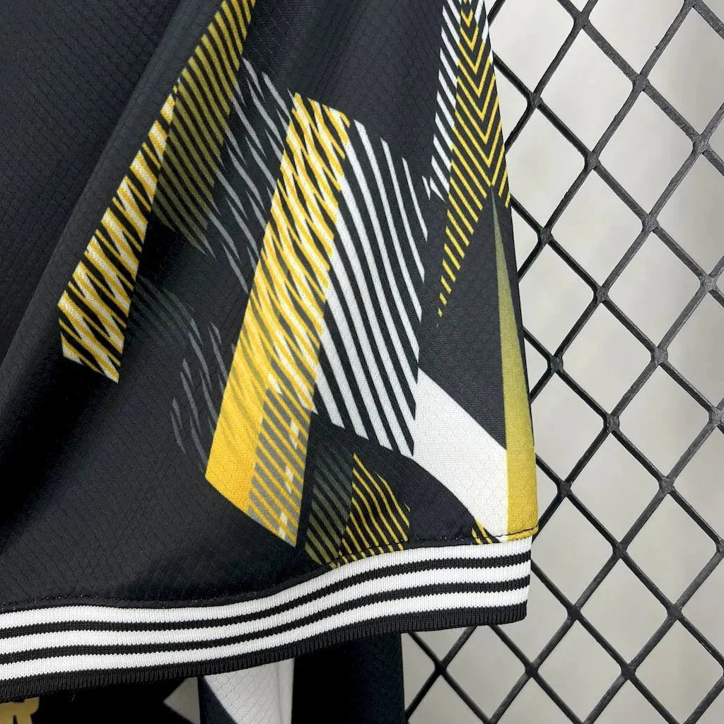 Real Madrid 2025 Black Nocturno Special Shirt